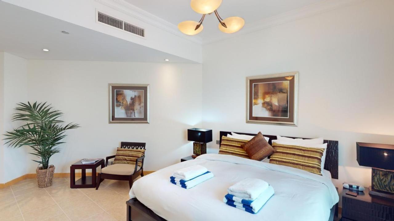 Dabas Palm Shores Elegant Four Beds Dubai